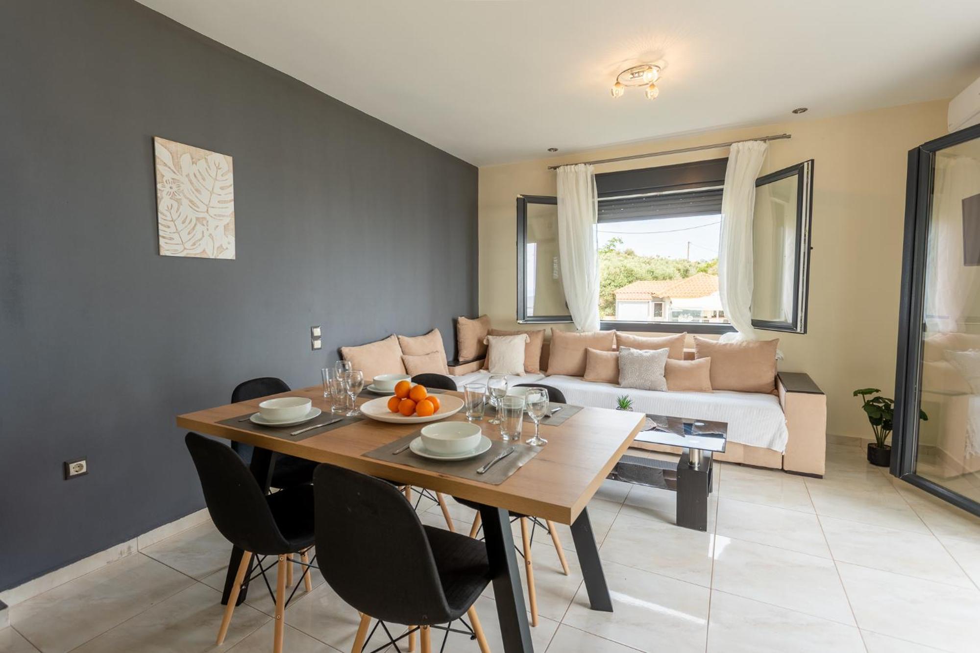 Blue Waves Luxury Suites By The Sea Plomari 外观 照片